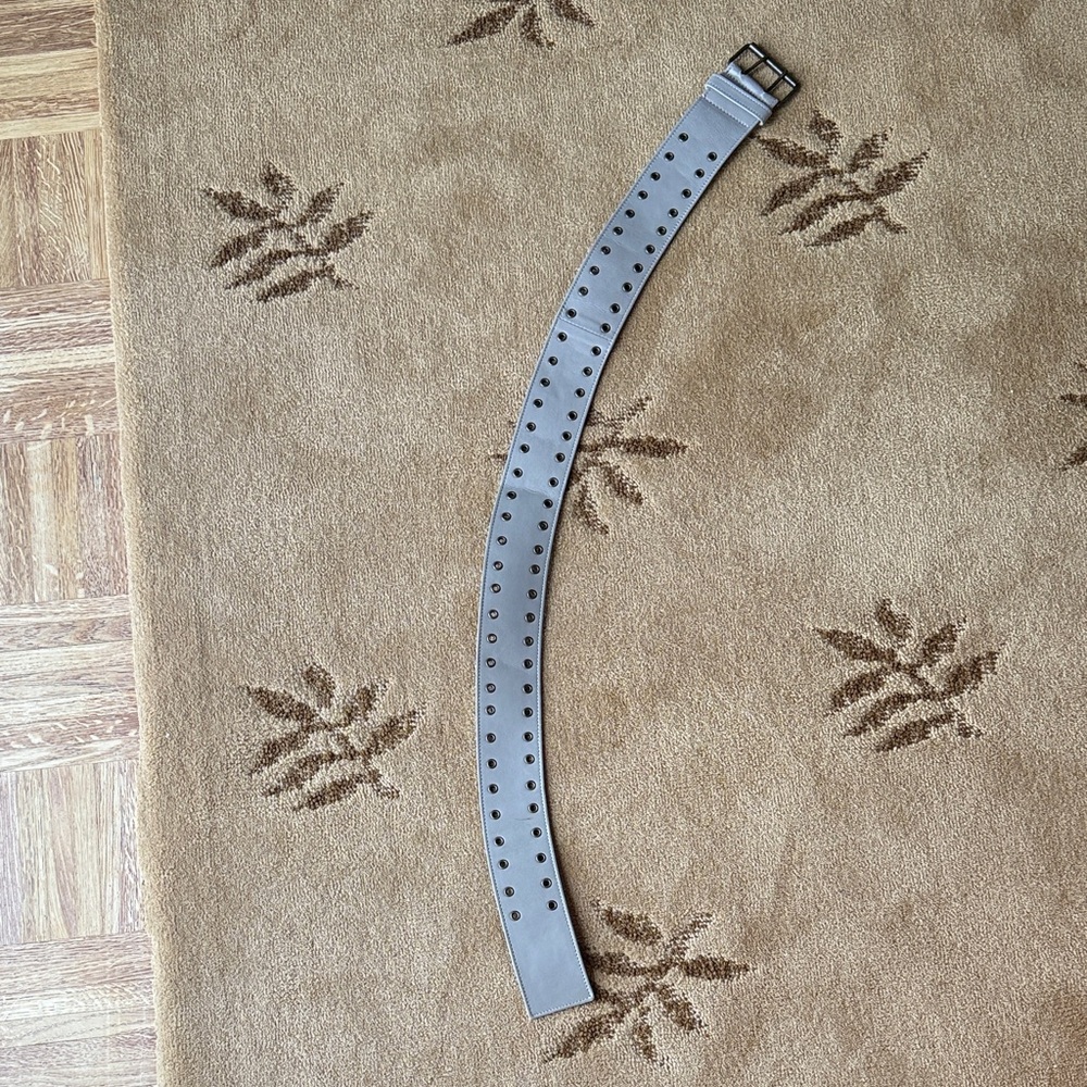 Women’s Gray Belt